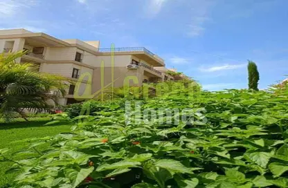 Apartment - 2 Bedrooms - 2 Bathrooms for sale in Fifth Square - The 5th Settlement - New Cairo City - Cairo