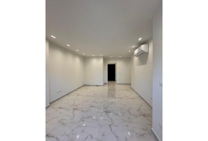 8154374 - Property Image 2