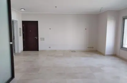 Apartment - 2 Bedrooms - 2 Bathrooms for rent in Palm Hills Village Gate - South Investors Area - New Cairo City - Cairo
