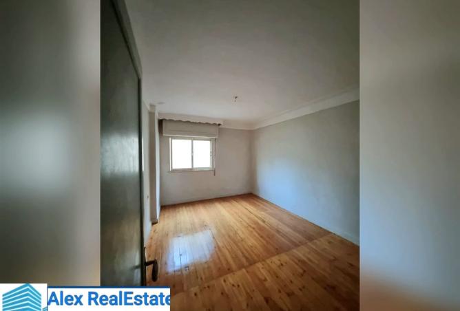 8341545 - Property Image 3