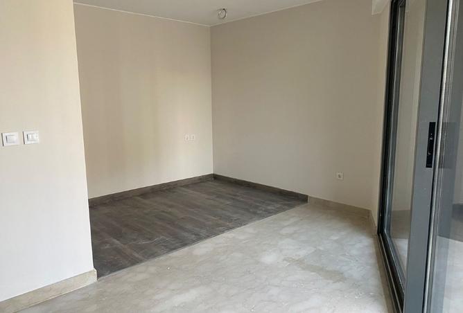 8243608 - Property Image 3