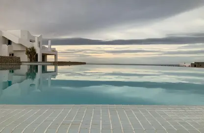 Chalet - 2 Bedrooms - 2 Bathrooms for sale in Jefaira - Ras Al Hekma - North Coast