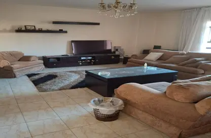 Apartment - 4 Bedrooms - 3 Bathrooms for sale in Talaat Mostafa St. - Rehab City Fifth Phase - Al Rehab - New Cairo City - Cairo