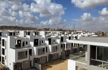 فيلا - 4 غرف نوم - 5 حمامات للبيع في جولز - طريق مصر اسكندرية الصحراوي - مدينة 6 أكتوبر - الجيزة
