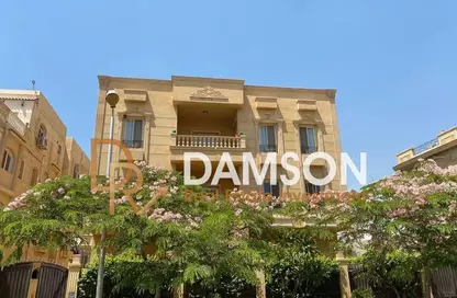 طابق كامل - 4 غرف نوم - 3 حمامات للبيع في المنطقة ز - حى جنوب الاكايمية - مدينة القاهرة الجديدة - القاهرة