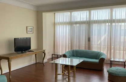 شقة - 2 غرف نوم - 2 حمامات للايجار في شارع التحرير - الدقي - الجيزة