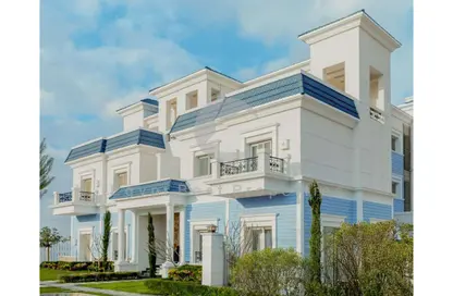 Villa - 4 Bedrooms - 4 Bathrooms for sale in Taj City - 5th Settlement Compounds - The 5th Settlement - New Cairo City - Cairo