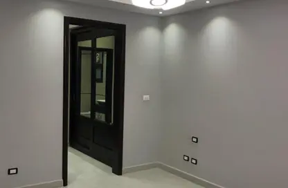 Apartment - 2 Bedrooms - 3 Bathrooms for rent in Eastown - 5th Settlement Compounds - The 5th Settlement - New Cairo City - Cairo