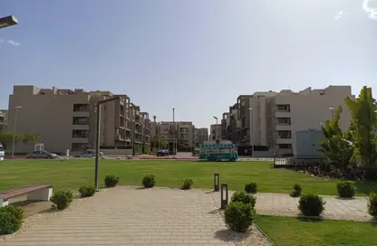 شقة - 3 غرف نوم - 3 حمامات للايجار في فيفث سكوير - التجمع الخامس - مدينة القاهرة الجديدة - القاهرة