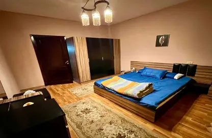 شقة - 2 غرف نوم - 2 حمامات للايجار في طريق بيفرلي هيلز - الحي السابع عشر - الشيخ زايد - الجيزة