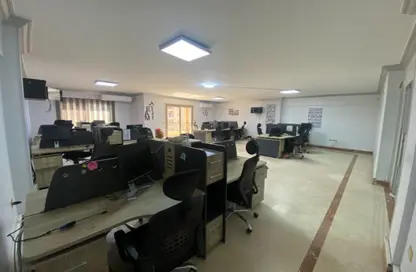 Office Space - Studio - 3 Bathrooms for sale in Al Sahaba St. Square - Dokki - Giza