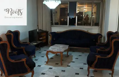 شقة - 3 غرف نوم - 2 حمامات للبيع في شارع حسن عاصم - الزمالك - القاهرة