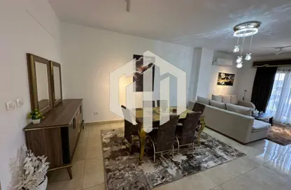 شقة - 3 غرف نوم - 3 حمامات للايجار في مون ريزيدنس - فيفث سكوير - التجمع الخامس - مدينة القاهرة الجديدة - القاهرة