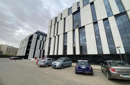 Office Space - Studio - 6 Bathrooms for rent in Hyde Park - 5th Settlement Compounds - The 5th Settlement - New Cairo City - Cairo