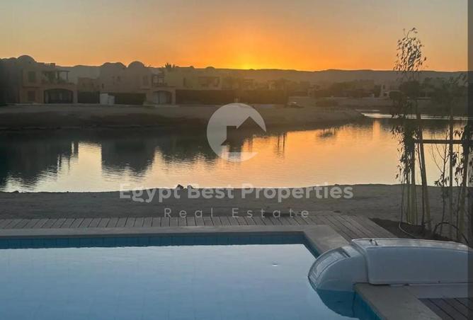 8241484 - Property Image 3