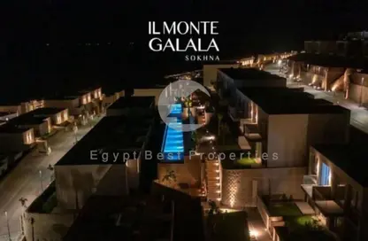 منزل مزدوج - 4 غرف نوم - 5 حمامات للبيع في المونت جلاله - العين السخنة - السويس