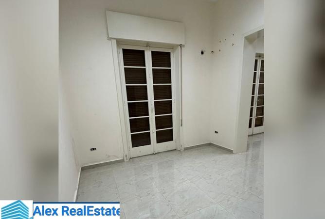 8428870 - Property Image 2