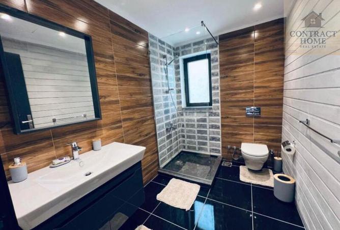 8220189 - Property Image 3