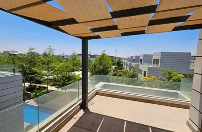 فيلا - 4 غرف نوم - 4 حمامات للبيع في كمبوند البروج - كمبوندات الشروق - مدينة الشروق - القاهرة