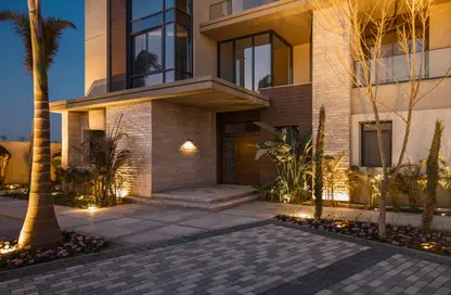 Villa - 5 Bedrooms - 4 Bathrooms for sale in The Estates - Sheikh Zayed Compounds - Sheikh Zayed City - Giza