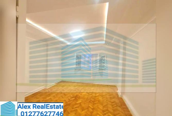 8063266 - Property Image 2