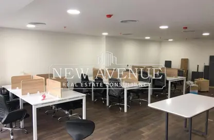 Office Space - Studio - 1 Bathroom for sale in V90 - North Teseen St. - The 5th Settlement - New Cairo City - Cairo