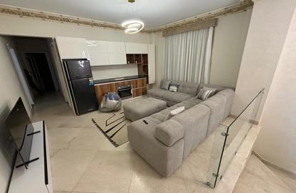 Twin House - 4 Bedrooms - 3 Bathrooms for rent in Al Patio 5 - El Patio - El Shorouk Compounds - Shorouk City - Cairo