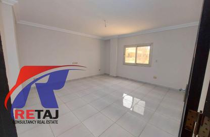 Apartment - 3 Bedrooms - 3 Bathrooms for sale in Tahseen Farghaly St. - 1st Zone - Nasr City - Cairo