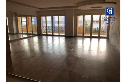 Apartment - 3 Bedrooms - 5 Bathrooms for sale in West Somid Road - West Somid - 6 October City - Giza