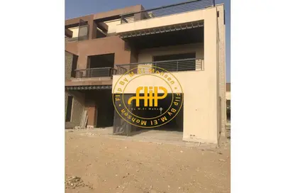 منزل مزدوج - 4 غرف نوم - 5 حمامات للبيع في نيو جيزة - طريق مصر اسكندرية الصحراوي - مدينة 6 أكتوبر - الجيزة
