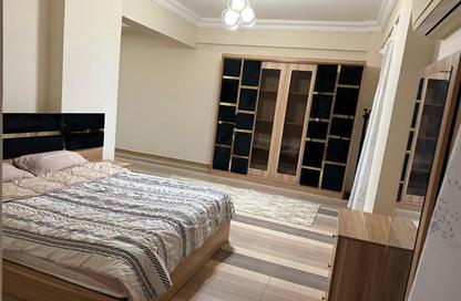 Apartment - 3 Bedrooms - 3 Bathrooms for rent in Abo Mousa Al Ashaari St. - The 1st Settlement - New Cairo City - Cairo
