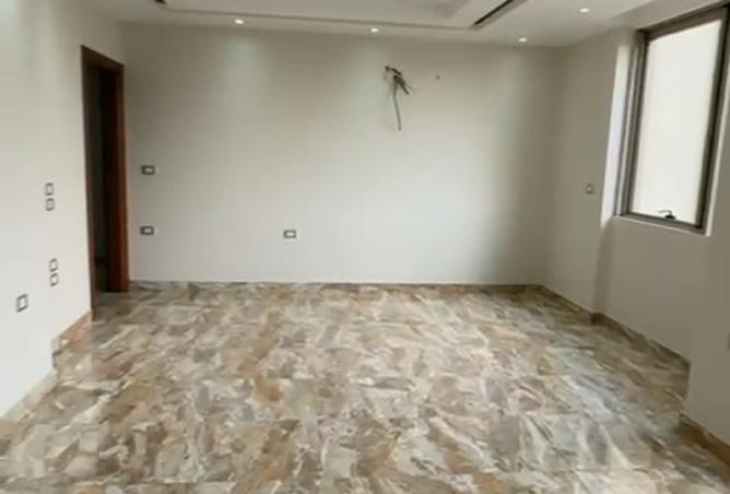 8258916 - Property Image 2