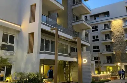 Apartment - 2 Bedrooms - 1 Bathroom for sale in Mountain View iCity - 5th Settlement Compounds - The 5th Settlement - New Cairo City - Cairo
