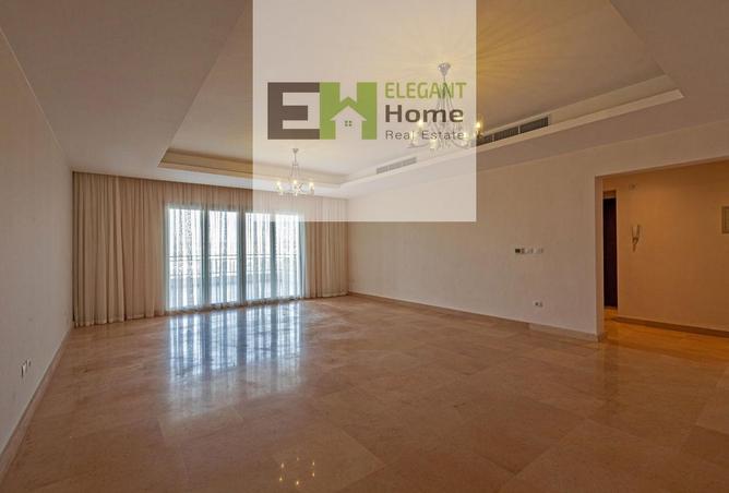 8033363 - Property Image 3