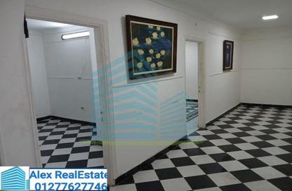 Office Space - Studio - 1 Bathroom for rent in Smouha Square - Smouha - Hay Sharq - Alexandria
