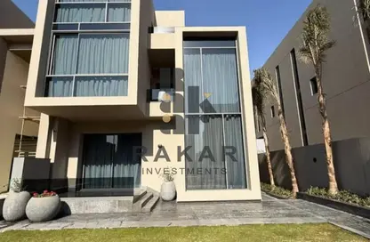 Villa - 5 Bedrooms - 7 Bathrooms for sale in The Waterway Villas - Ext North Inves Area - New Cairo City - Cairo