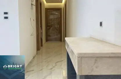 Apartment - 3 Bedrooms - 1 Bathroom for sale in Sodic East - 6th District - New Heliopolis - Cairo