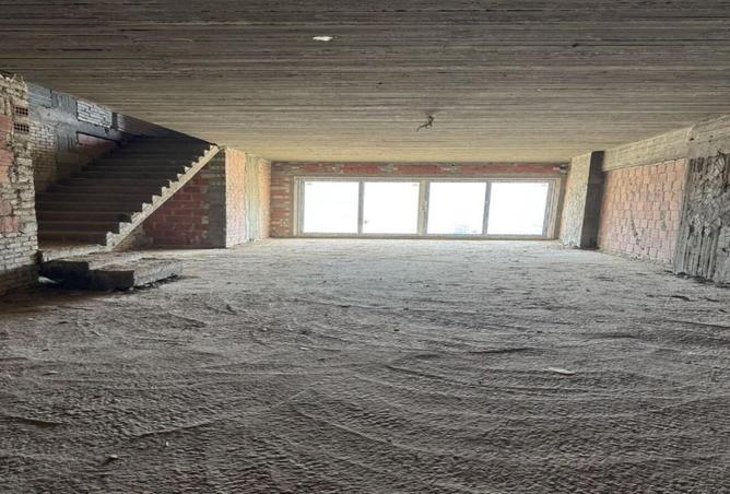 8261015 - Property Image 2