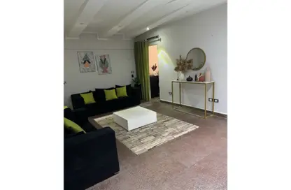 Apartment - 3 Bedrooms - 1 Bathroom for sale in Zahraa Al Maadi St. - Degla - Hay El Maadi - Cairo