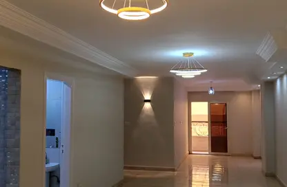 Apartment - 3 Bedrooms - 2 Bathrooms for sale in Gate 2 - Ahmose - Hadayek El Ahram - Giza