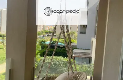 Apartment - 2 Bedrooms - 2 Bathrooms for sale in Palm Hills Village Gate - South Investors Area - New Cairo City - Cairo