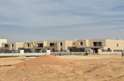 Townhouse - 3 Bedrooms - 4 Bathrooms for sale in Vye Sodic - New Zayed City - Sheikh Zayed City - Giza