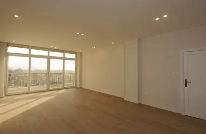 Office Space - Studio - 3 Bathrooms for rent in Al Ahram St. - Roxy - Heliopolis - Masr El Gedida - Cairo
