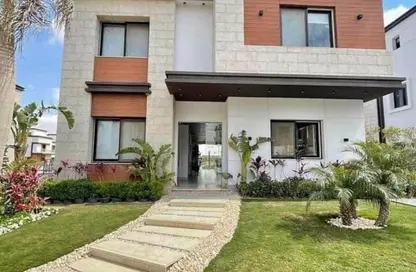 Villa - 5 Bedrooms - 6 Bathrooms for sale in One Golden Square Mall - The 5th Settlement - New Cairo City - Cairo