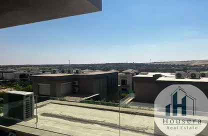 Villa - 5 Bedrooms - 4 Bathrooms for sale in New Giza - Cairo Alexandria Desert Road - 6 October City - Giza
