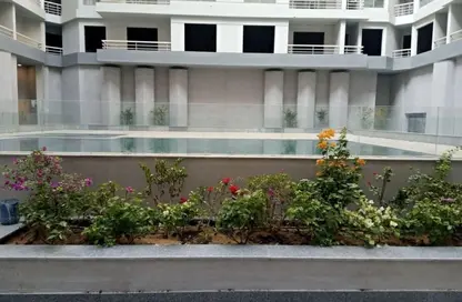 Apartment - 2 Bedrooms - 2 Bathrooms for sale in Degla Landmark - Nasr City Compounds - Nasr City - Cairo