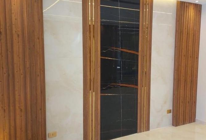 8360570 - صورة العقار 2