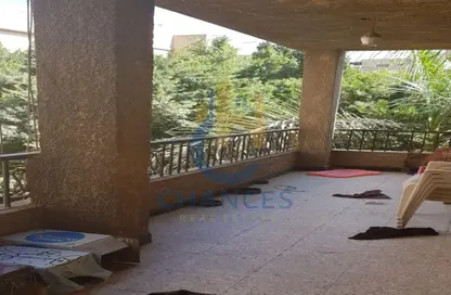 Apartment - 2 Bedrooms - 3 Bathrooms for sale in Street 275 - New Maadi - Hay El Maadi - Cairo