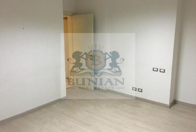 8137594 - Property Image 2