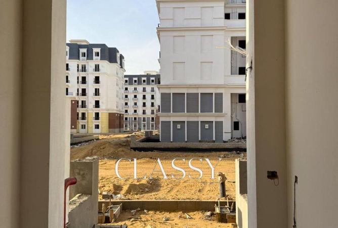 8033221 - Property Image 2